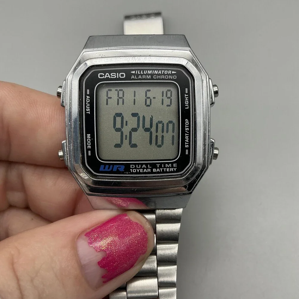 Casio see photos